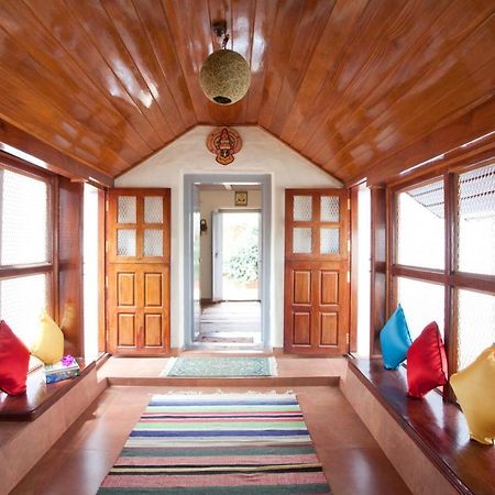 Sardar Bahadur'S Heritage Bungalow Estate Stay Napoklu Kültér fotó