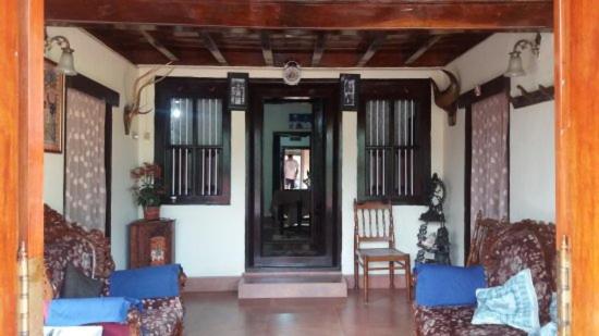 Sardar Bahadur'S Heritage Bungalow Estate Stay Napoklu Kültér fotó