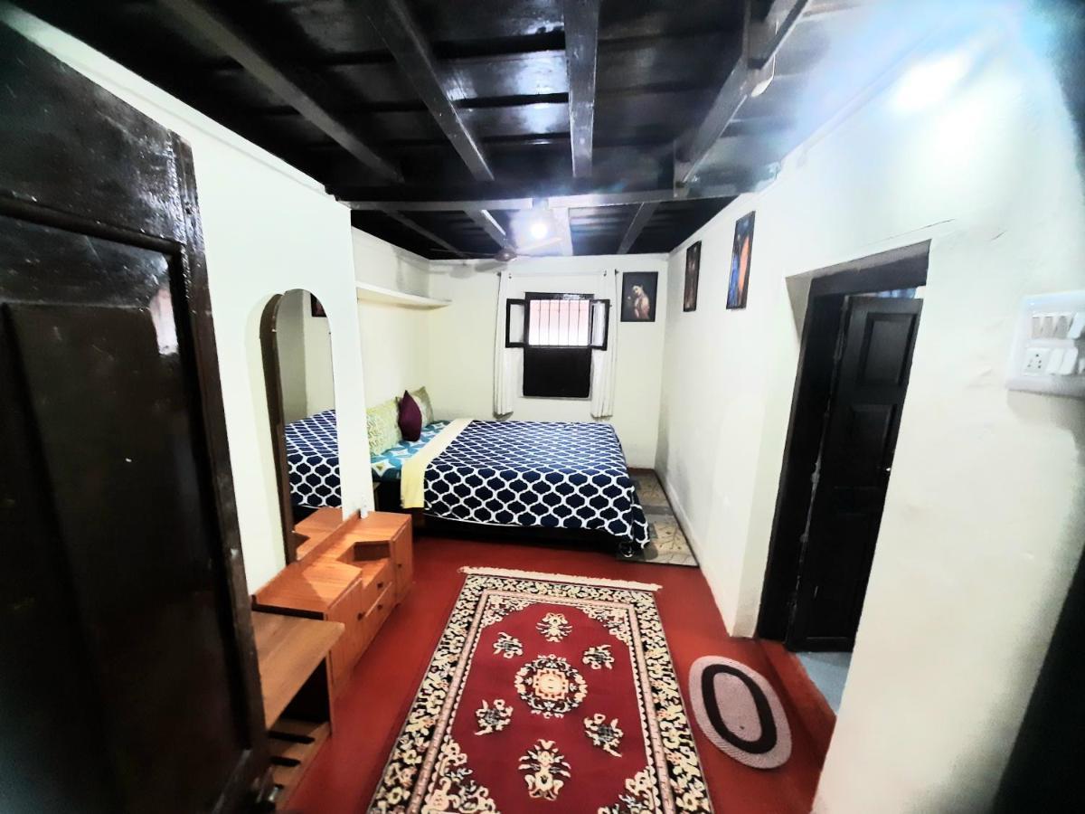 Sardar Bahadur'S Heritage Bungalow Estate Stay Napoklu Kültér fotó