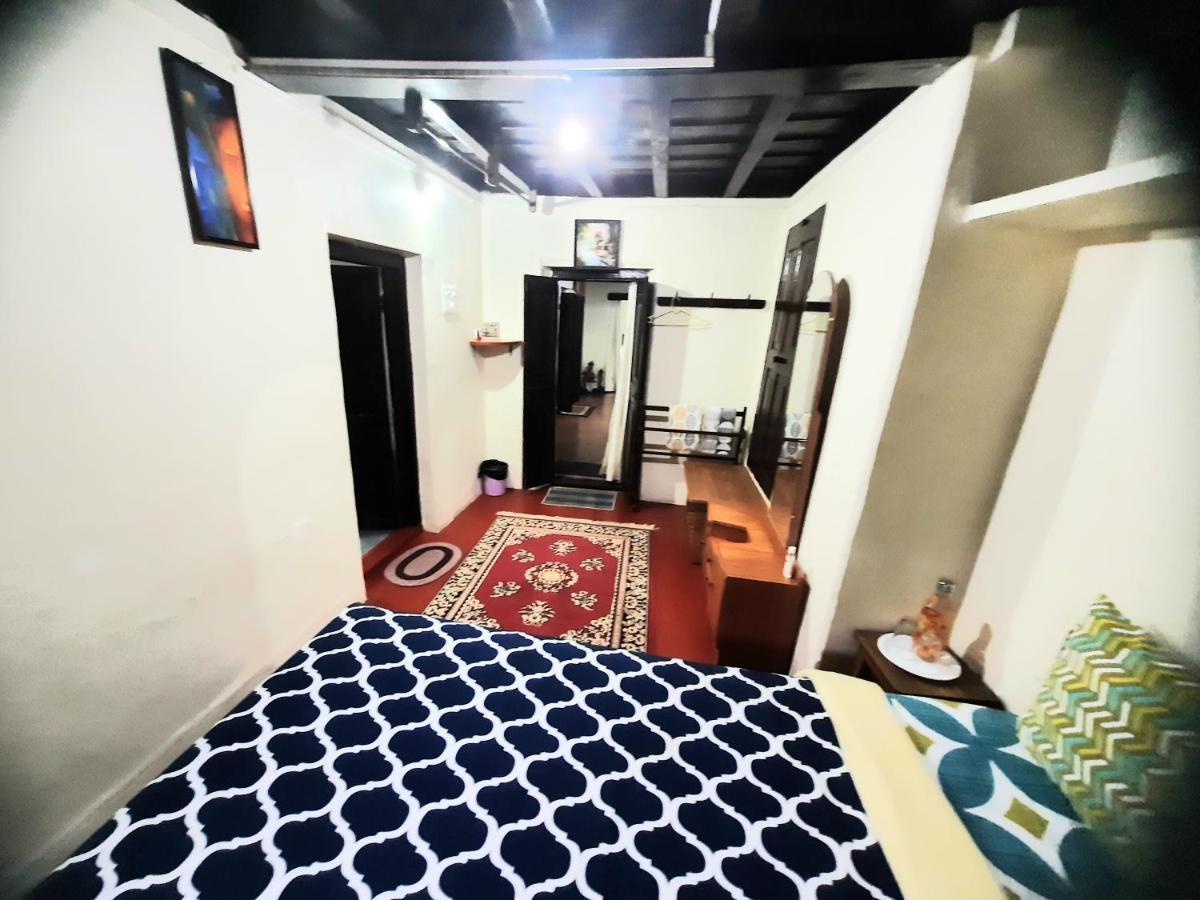 Sardar Bahadur'S Heritage Bungalow Estate Stay Napoklu Kültér fotó